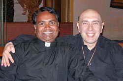 Père Nathan avec Swami Roberto