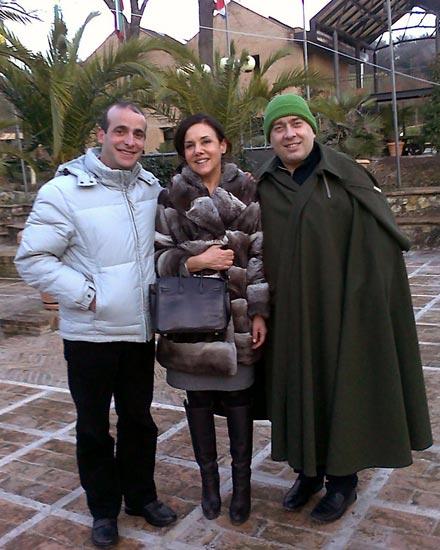 Ramia Osvaldo Ristuccia, Presidente di Anima Universale, con Swami Roberto e la nostra grande amica Patrizia Mirigliani – Amelia, 20/1/10 Ramia Osvaldo Ristuccia, Presidente di Anima Universale, con Swami Roberto e la nostra grande amica Patrizia Mirigliani – Amelia, 20/1/10