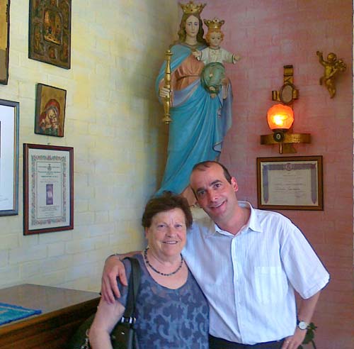 ramia Osvaldo Ristuccia avec sa mère Giovanna et Winnie